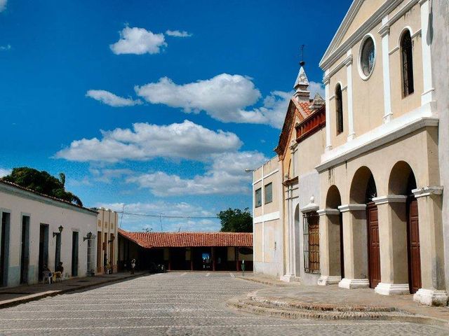 SANTIAGO DE CUBA - BAYAMO - CAMAGÜEY.
