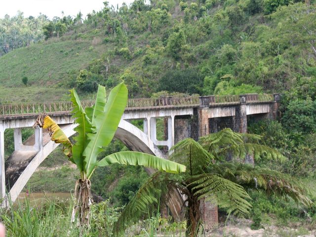 MANAKARA - FIANARANTSOA.