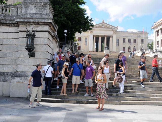 The Alma Mater, University of Havana, Vedado