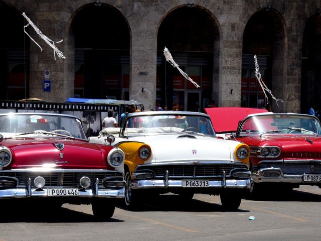 American classic cars in Havana old city