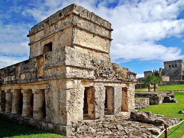 Tulum arqueological site panoramic view, Tulum, Quintana Roo, Mexico.