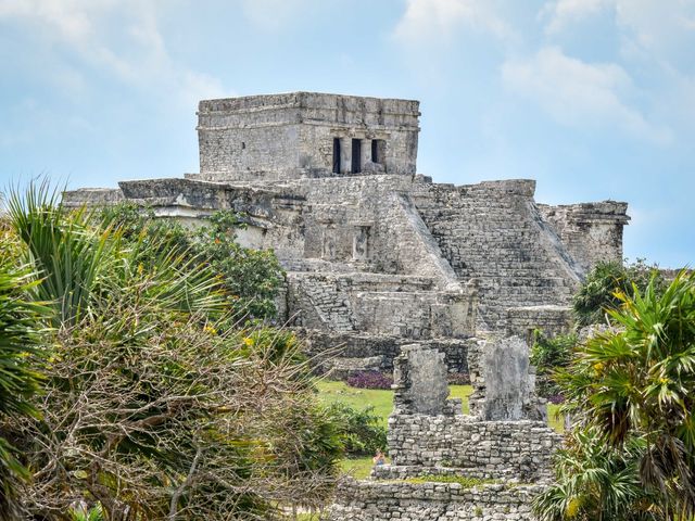 Tulum arqueological site panoramic view, Tulum, Quintana Roo, Mexico.