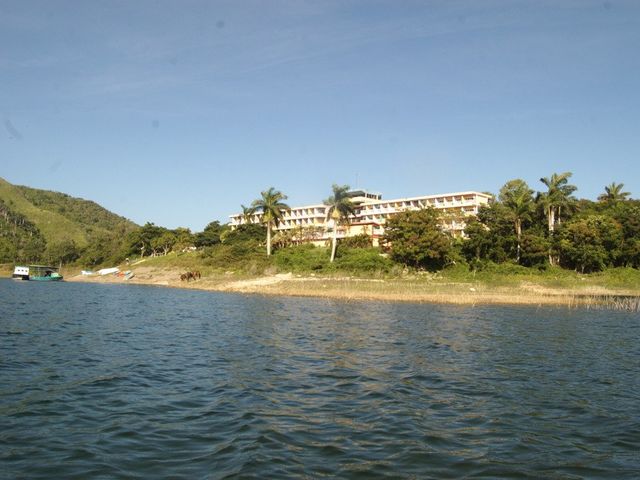 Islazul Hanabanilla hotel & the lake panoramic view