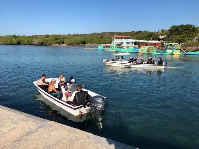 Scuba Diving in Faro Luna, Cienfuegos, Cuba.