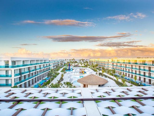 SERENADE PUNTA CANA BEACH & SPA Hotel, Punta Cana, Dominican Republic.