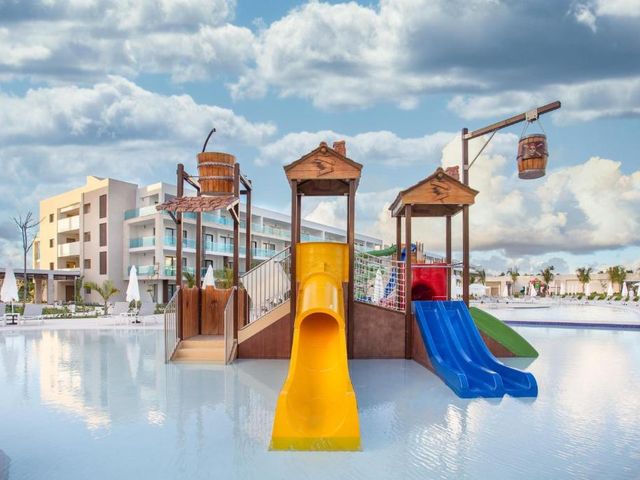 SERENADE PUNTA CANA BEACH & SPA Hotel, Punta Cana, Dominican Republic.