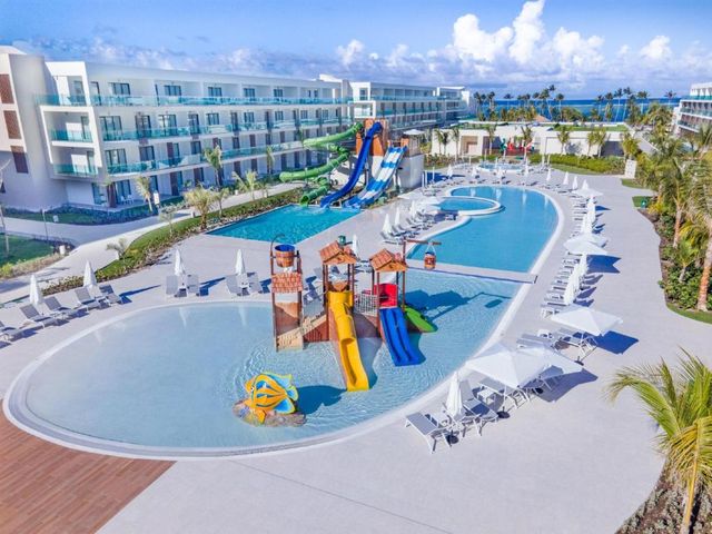 SERENADE PUNTA CANA BEACH & SPA Hotel, Punta Cana, Dominican Republic.