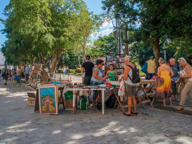 The old books market at De Armas square panoramic view, Old Havana, Havana, Cuba. THE MOST COMPLETE BIRDWATCHING TOUR IN CUBA.