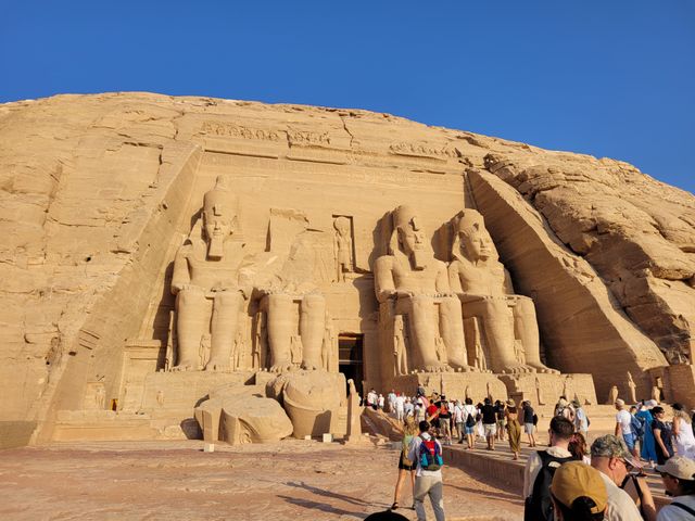 Abu Simbel Temples o Great Temple of Abu Simbel panoramic view, Egypt.