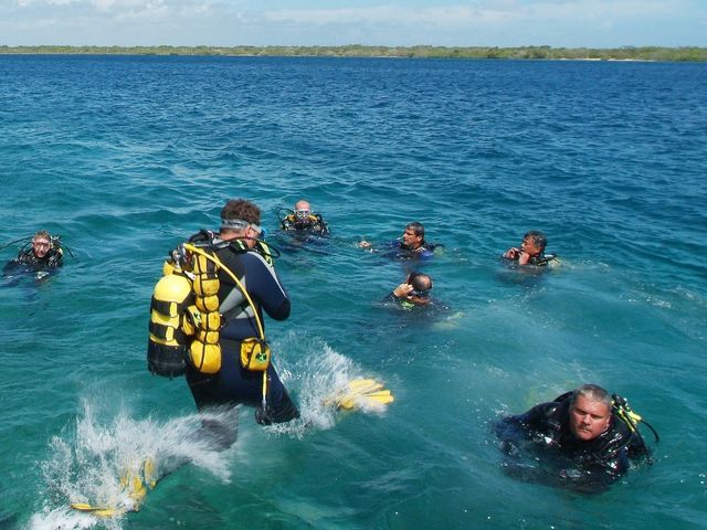 Scuba diving tour in Santa Lucía beach, Camagüey