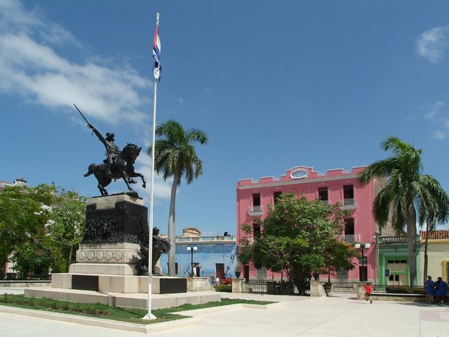 Ignacio Agramonte park panoramic view, Camagüey city
