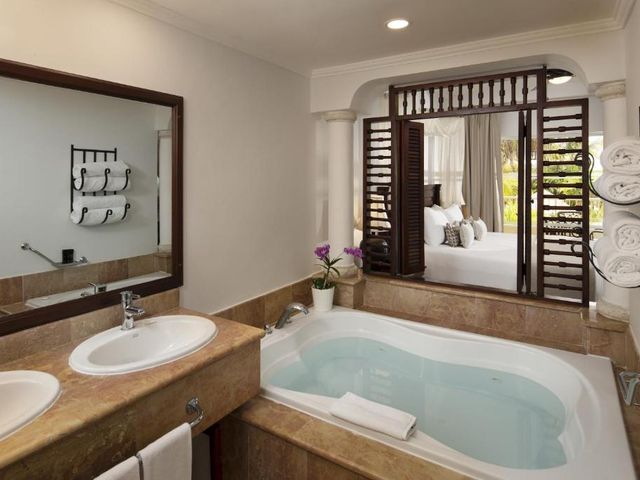 MELIA CARIBE BEACH RESORT Hotel