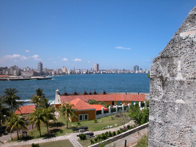 Los Tres Reyes del Morro fortress and the entrance of Havana bay panoramic view