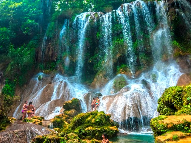 CIENFUEGOS – CUMANAYAGUA – EL NICHO NATURAL PARK – TOPES DE COLLANTES.