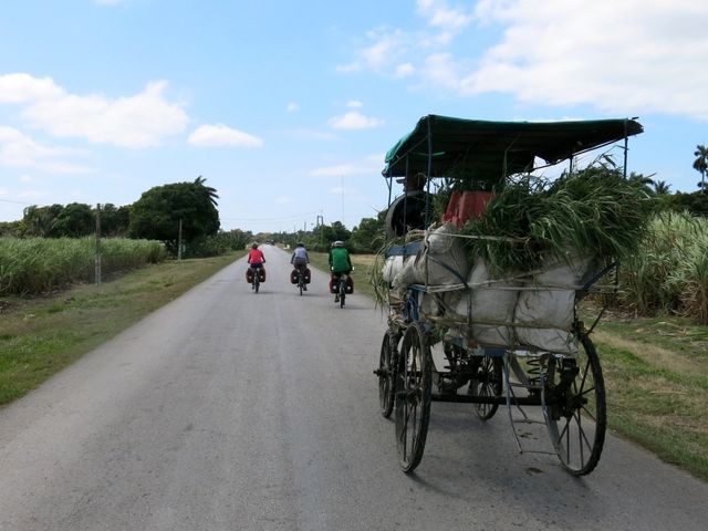 BIKE TOUR SELF-GUIDED EASTERN CUBA.