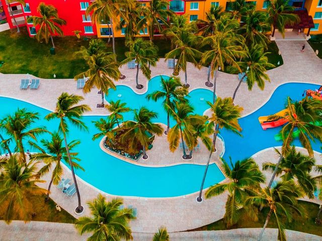 TROPICAL DELUXE PRINCESS Hotel.