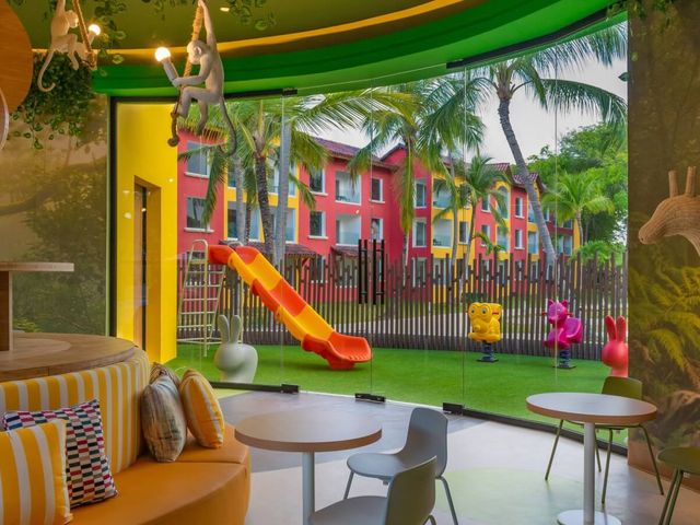 TROPICAL DELUXE PRINCESS Hotel.
