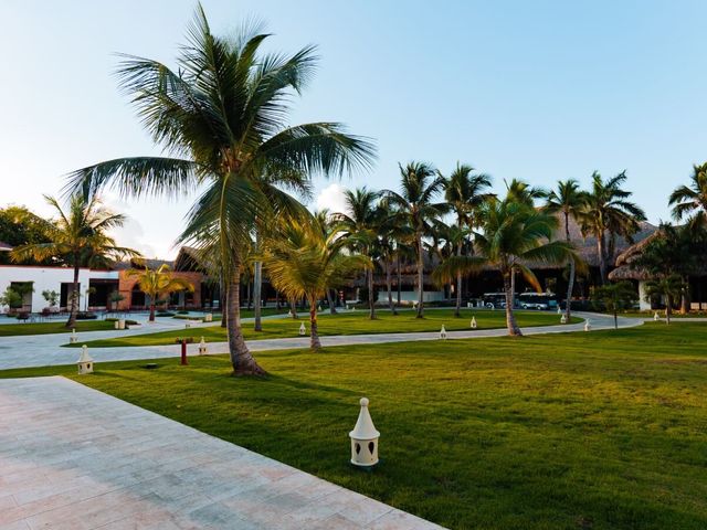 TROPICAL DELUXE PRINCESS Hotel.