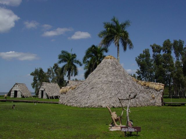 A replica of an Indian village, Guamá tourist park