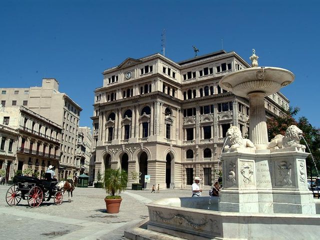 Lonja del Comercio and San Francisco de Asís square panoramic view, Old Havana