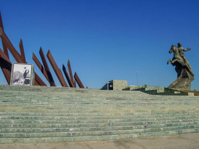 SANTIAGO DE CUBA - CAYO COCO - HAVANA.