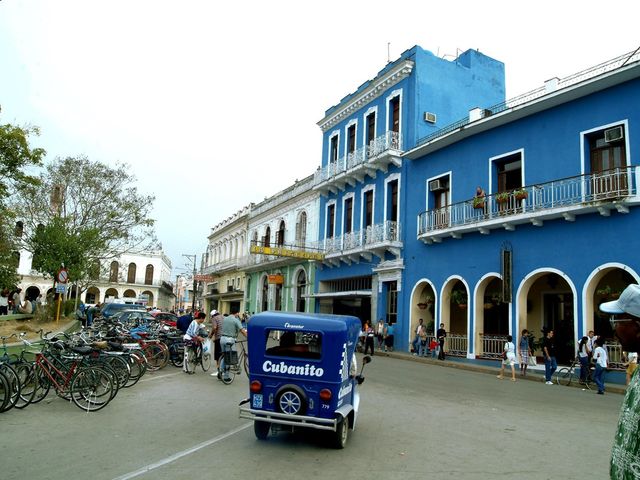 Sancti Spíritus city central park panoramic view