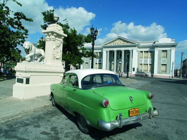Colegio San Lorenzo panoramic view, Cienfuegos city