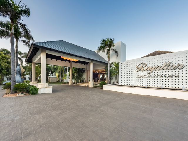 ROYALTON CHIC PUNTA CANA ADULTS ONLY (+18) Hotel