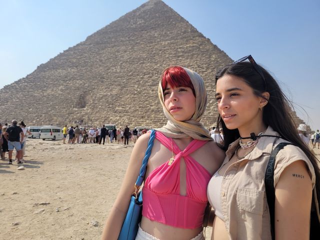 Pyramid Of Giza archeological site, Giza, Egypt. 