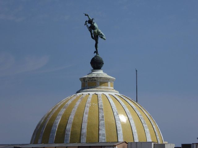 El Mercurio, La Lonja del Comercio building panoramic view, Old Havana, Havana, Cuba.