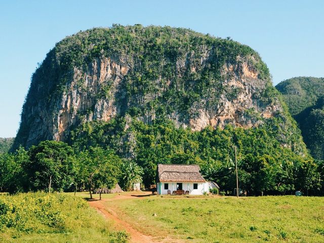 Viñales Valley, panoramic view, A CUBAN BRUSHSTROKE Group Tour