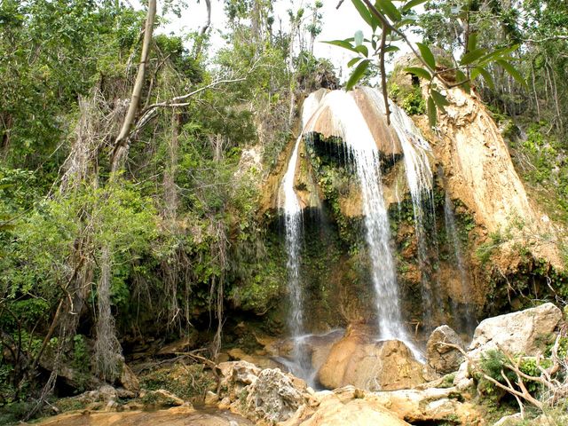 The stunning Soroa waterfall of 21 meters high