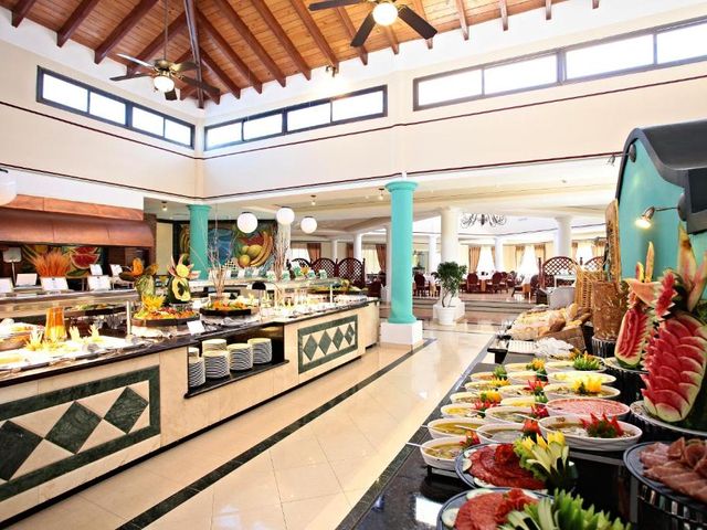 BAHIA PRINCIPE GRAND TURQUESA Hotel