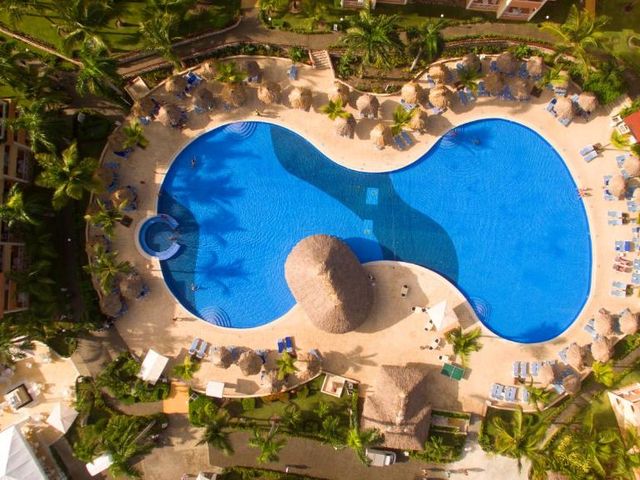 BAHIA PRINCIPE GRAND TURQUESA Hotel