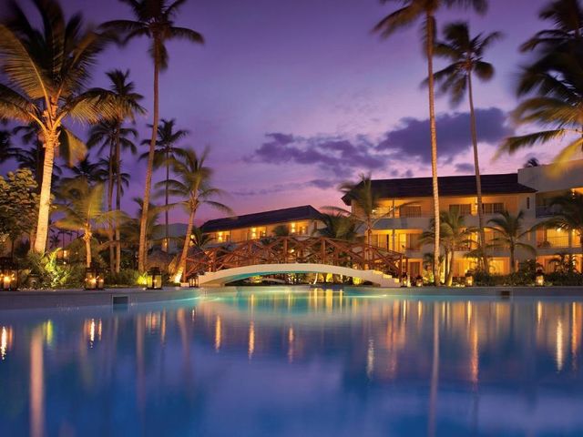 DREAMS ROYAL BEACH PUNTA CANA Hotel (All Inclusive Package 8 days / 7 nights + Flights + Meals and Beverages + Transfers + Taxes)