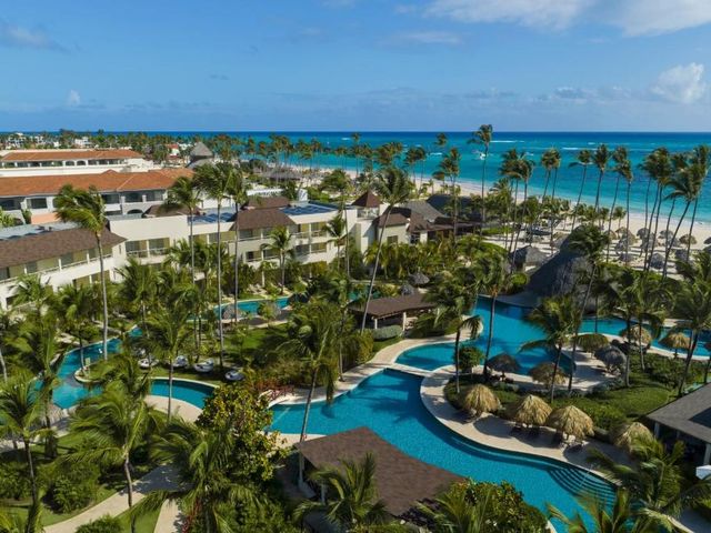 DREAMS ROYAL BEACH PUNTA CANA Hotel (All Inclusive Package 8 days / 7 nights + Flights + Meals and Beverages + Transfers + Taxes)