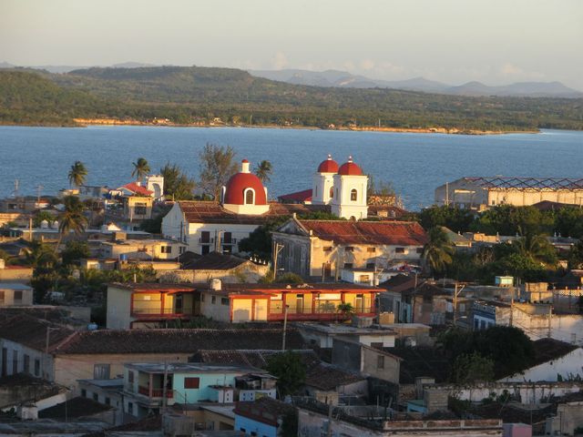 HOLGUIN - GIBARA - HOLGUIN.