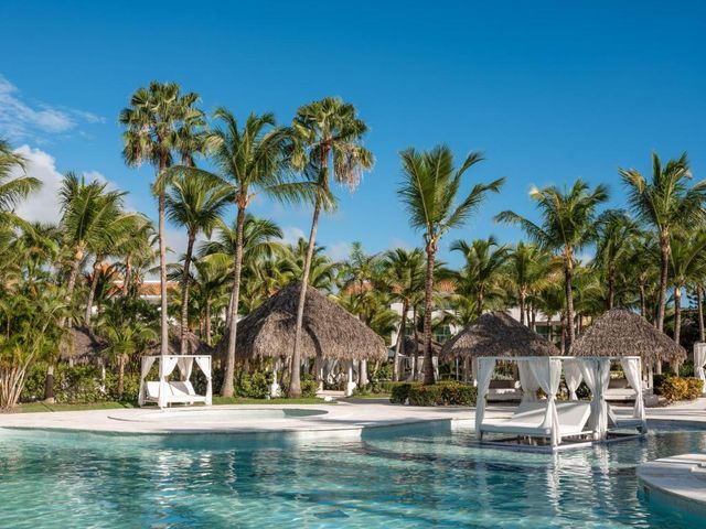 ZEL PUNTA CANA - ALL SUITE - ADULTS ONLY Hotel (All Inclusive Package 8 days / 7 nights + Flights + Meals and Beverages + Transfers + Taxes)