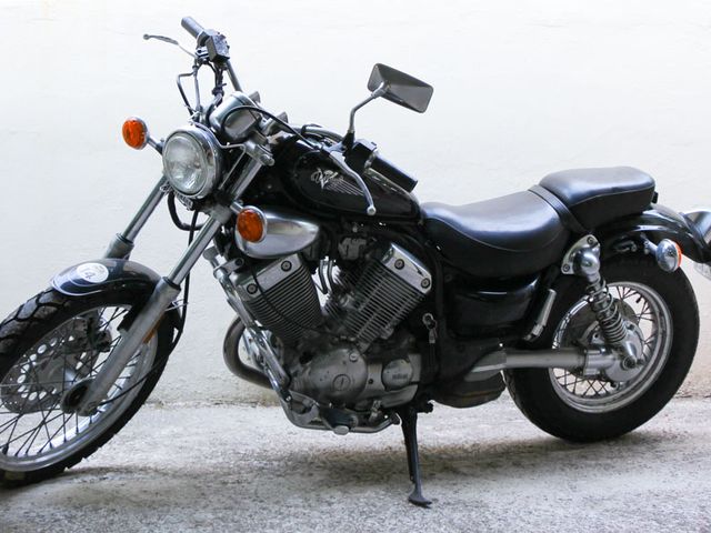 YAMAHA-VSTAR-650-BLACK. MOTORCYCLE TOUR FROM HAVANA TO VARADERO.