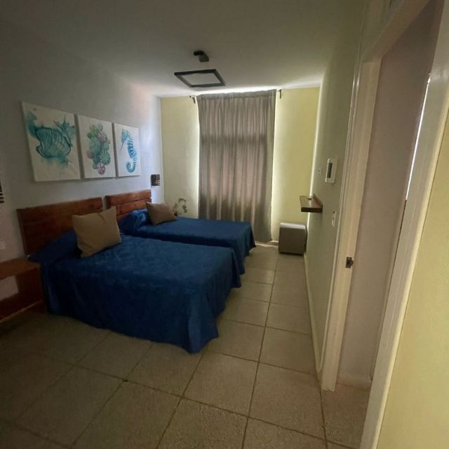 CASA NA PRAIA (4 Quartos com banho privativo)