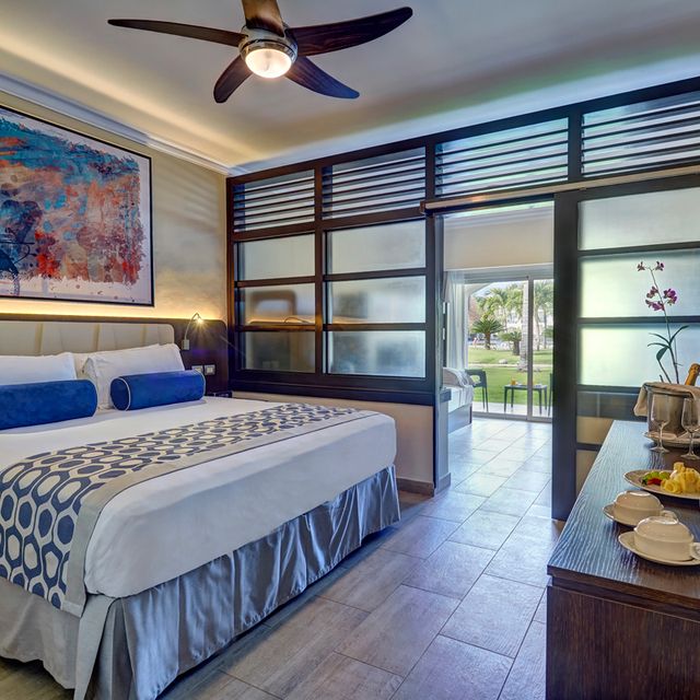 ROYALTON SPLASH PUNTA CANA Hotel