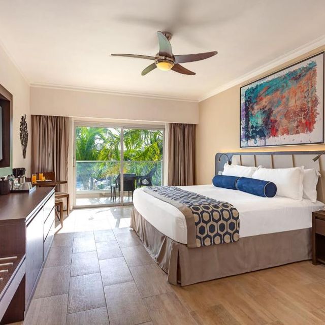 ROYALTON SPLASH PUNTA CANA Hotel
