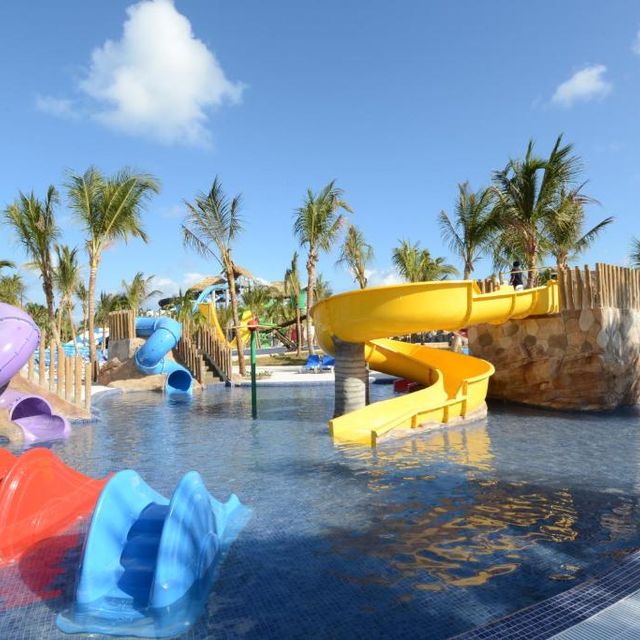ROYALTON SPLASH PUNTA CANA Hotel