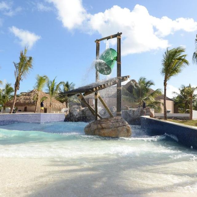 ROYALTON SPLASH PUNTA CANA Hotel