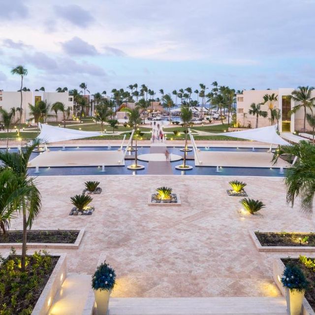 ROYALTON PUNTA CANA Hotel