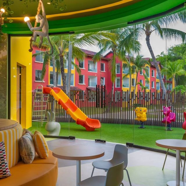 TROPICAL DELUXE PRINCESS Hotel.