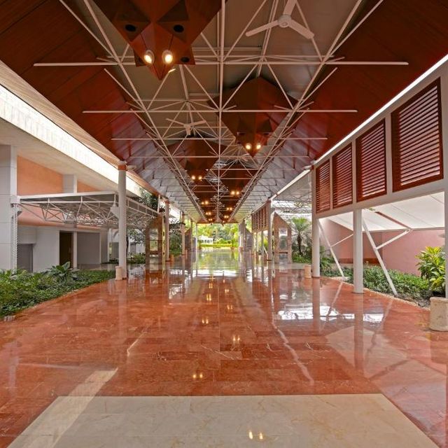 BARCELÓ BÁVARO BEACH - ADULTS ONLY Hotel