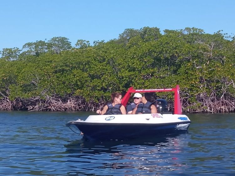 “BOAT ADVENTURE ON ISLA PARAÍSO, VARADERO“ Tour (in Aqua Ray), Varadero, Matanzas, Cuba.