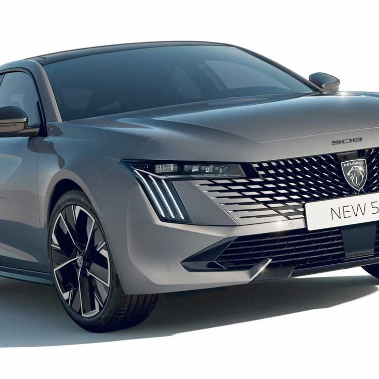 PEUGEOT 508 angular front exterior view