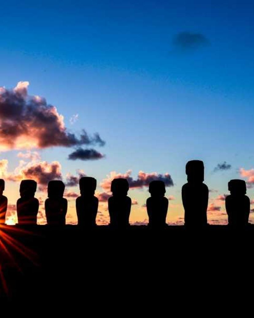 "SUNRISE AT AHU TONGARIKI" Tour, Easter Island, (Isla de Pascua), Chile.
